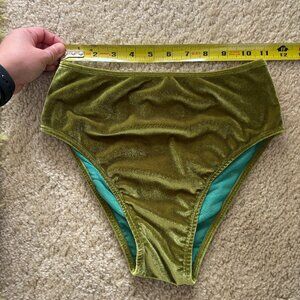 EUC Hot Cakes Pole Bottoms - Matcha Green, Size S/M